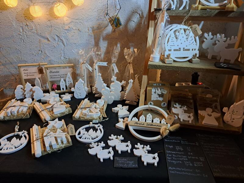 Holzkunst am Adventsstand